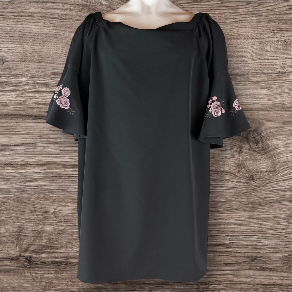 Jennifer Lopez Womens Size 2X Floral Embroidered Off The Shoulder Dress Black